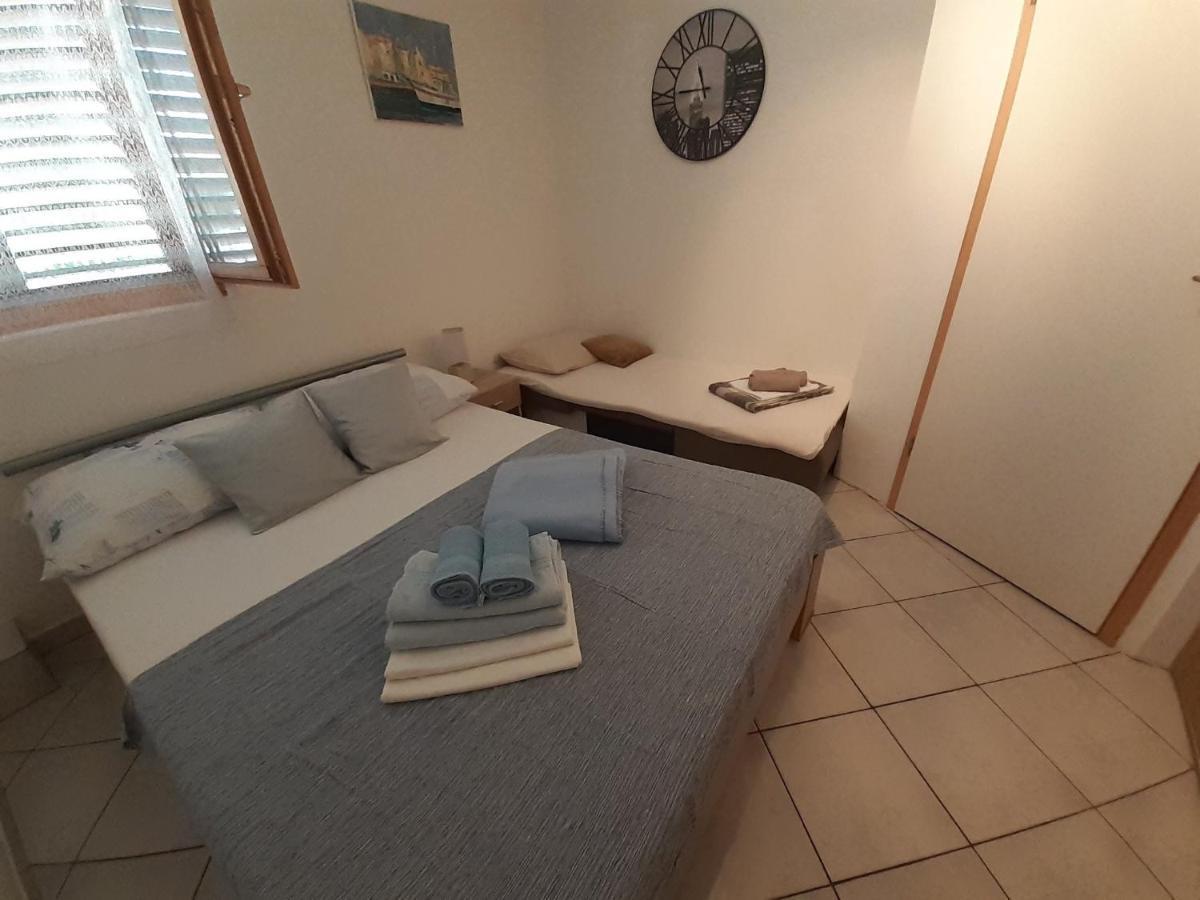 Apartmani Bilandzic-Krk Malinska Bilik gambar