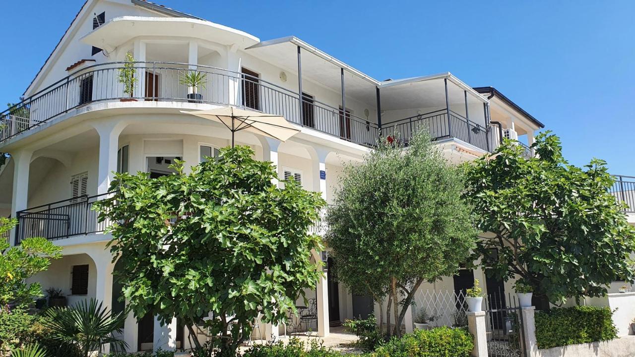 Apartmani Bilandzic-Krk Malinska Luaran gambar